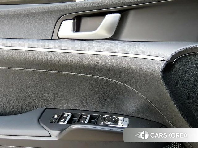 Kia K5 3rd generation 2023 Серый из Кореи, фото 2