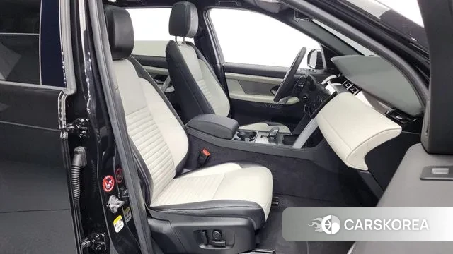 Land Rover Discovery Sports 2nd Generation 2024 Черный из Кореи, фото 2