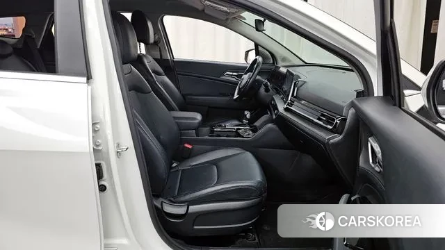 Kia Sportage 5th Generation 2022 Белый из Кореи, фото 2