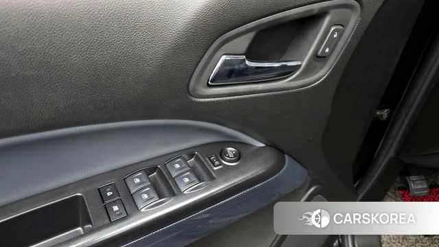 Chevrolet (GM Daewoo) Real New Colorado 2021 Черный из Кореи, фото 2