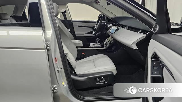 Land Rover Range Rover Evoque 2nd Generation 2022 Серебристо-серый из Кореи, фото 2