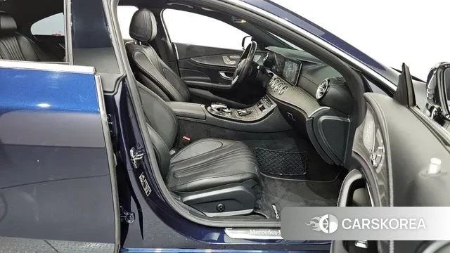 Mercedes-Benz CLS-Class C257 2020 Синий из Кореи, фото 2