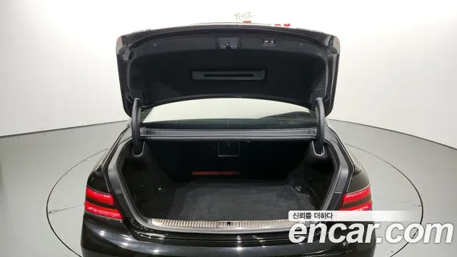 Genesis G90 2018 Черный из Кореи, фото 2