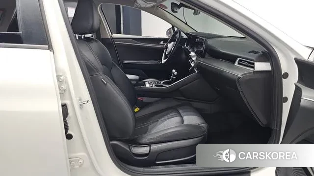 Kia K5 3rd generation 2021 Белый из Кореи, фото 2