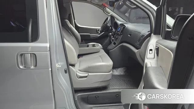 Hyundai The New Grand Starex 2019 Серебряный из Кореи, фото 2