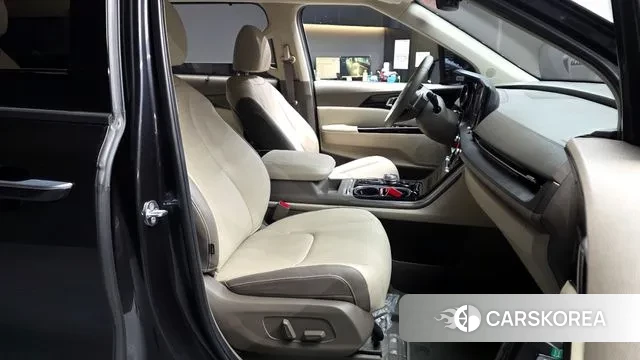 Kia Carnival 4th generation 2022 Серый из Кореи, фото 2