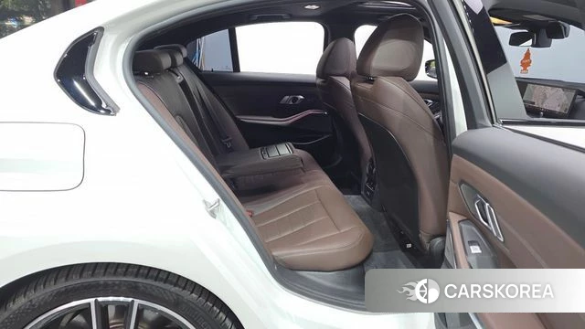 BMW 3 Series (G20) 2025 Белый из Кореи, фото 2