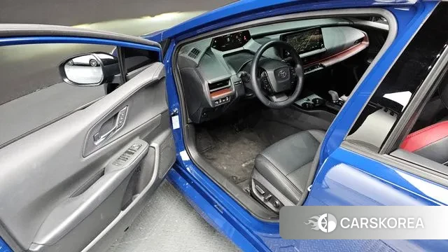 Toyota Prius 5th Generation 2024 Синий из Кореи, фото 2