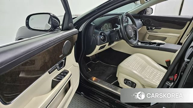 Jaguar All New XJ 2018 Черный из Кореи, фото 2