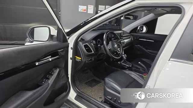 Kia Seltos 2019 Белый из Кореи, фото 2