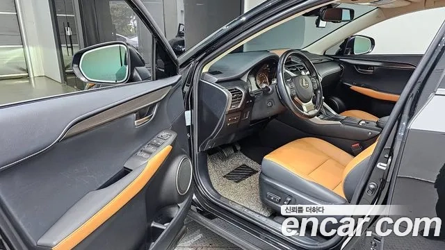 Lexus NX300h 2019 Черный из Кореи, фото 2