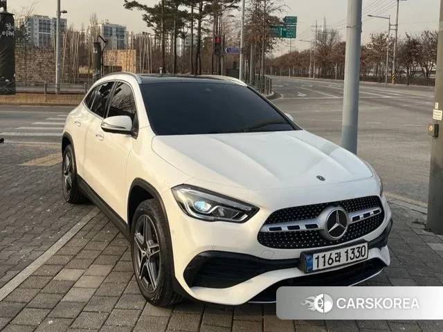 Mercedes-Benz GLA - Class H247 2020 Белый из Кореи, фото 2