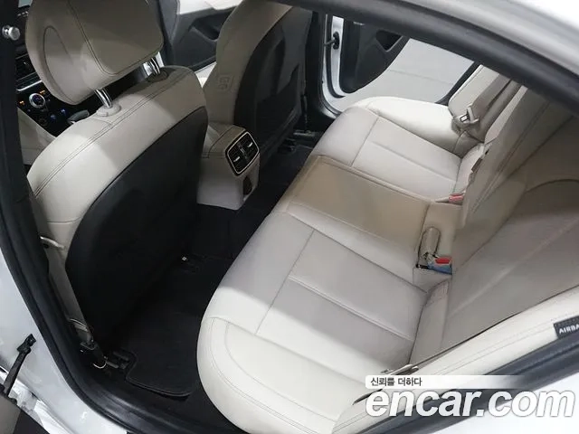 Genesis The New G70 Shooting Brake 2022 Белый из Кореи, фото 2