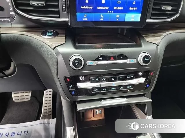 Ford Explorer 6th Generation 2020 Белый из Кореи, фото 2