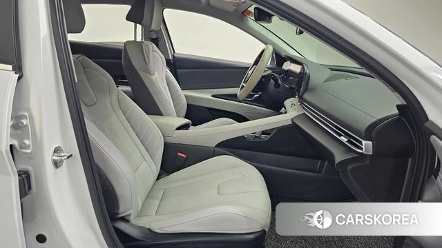 Hyundai Avante (CN7) 2022 Белый из Кореи, фото 2