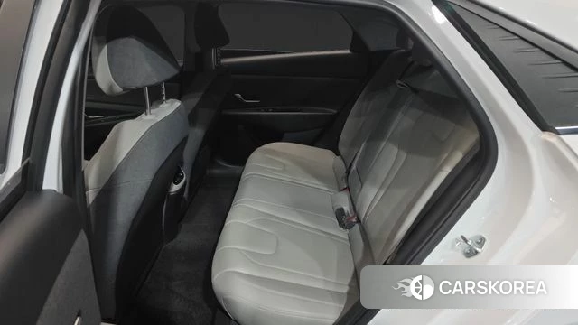 Hyundai Avante (CN7) 2022 Белый из Кореи, фото 2