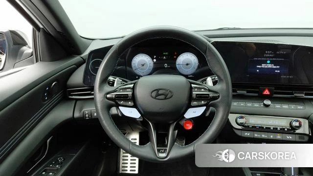 Hyundai The New Avante (CN7) 2023 Белый из Кореи, фото 2