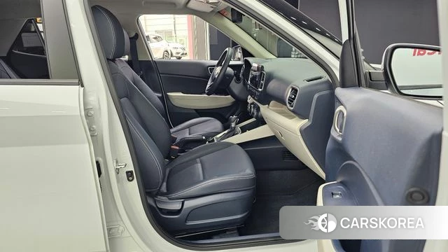 Hyundai Venue 2021 Белый из Кореи, фото 2