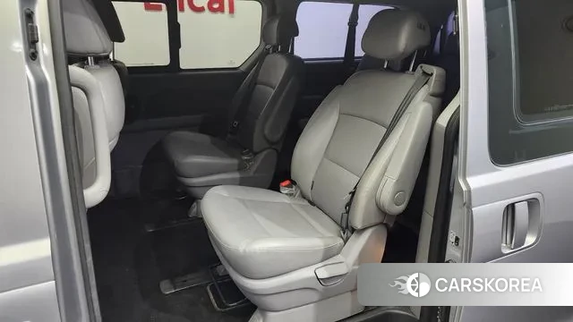 Hyundai The New Grand Starex 2018 Серебряный из Кореи, фото 2