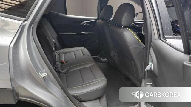 Chevrolet (GM Daewoo) Trax Crossover 2025 Серый из Кореи, фото 2
