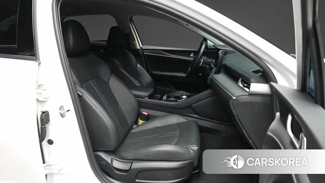 Kia K5 3rd generation 2023 Белый из Кореи, фото 2