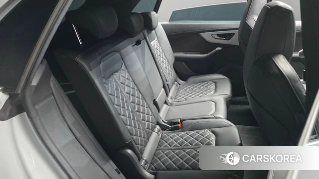 Audi Q8 (4M) id 4881348 из Кореи 2
