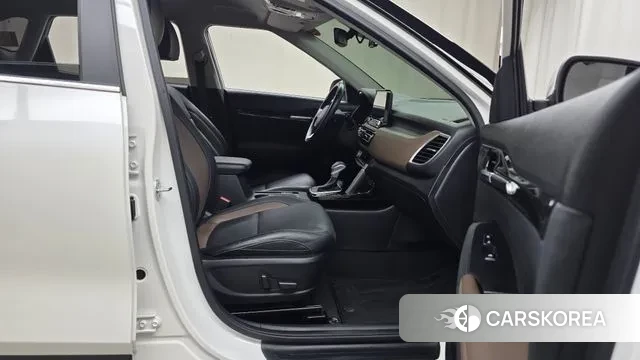 Kia Seltos 2022 Белый из Кореи, фото 2