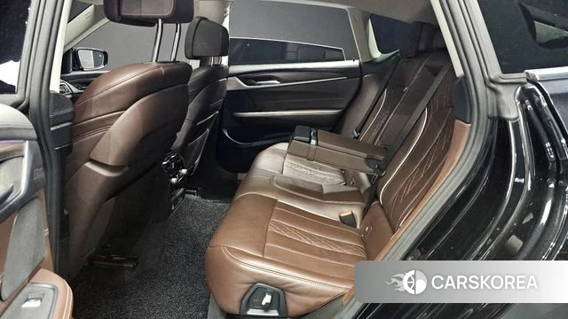 BMW 6 Series GT (G32) 2019 Черный из Кореи, фото 2