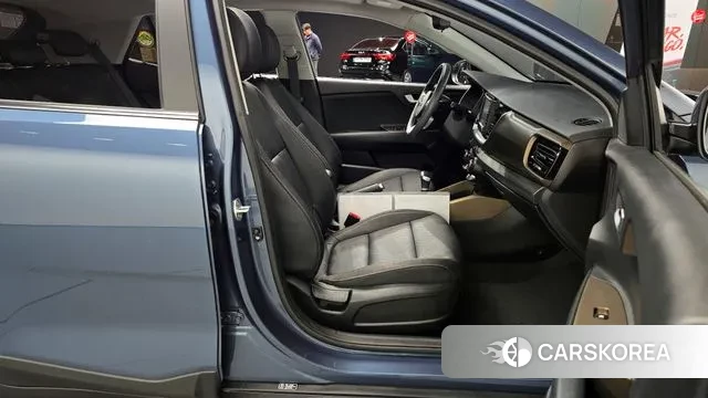 Kia Stonic 2018 Синий из Кореи, фото 2