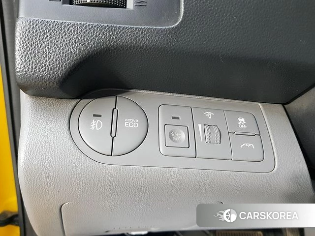 Hyundai The New Grand Starex 2018 Желтый из Кореи, фото 2