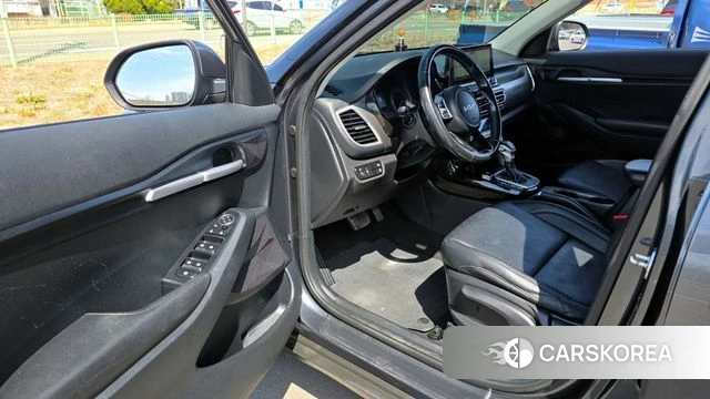 Kia Seltos 2021 Серый из Кореи, фото 2