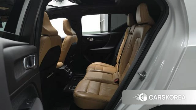 Volvo XC40 2019 Белый из Кореи, фото 2