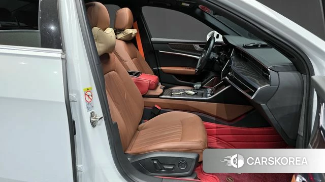 Audi A6 (C8) 2020 Белый из Кореи, фото 2