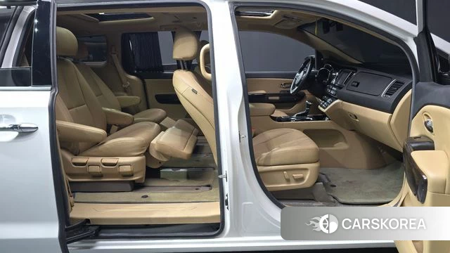 Kia The New Carnival 2018 Белый из Кореи, фото 2