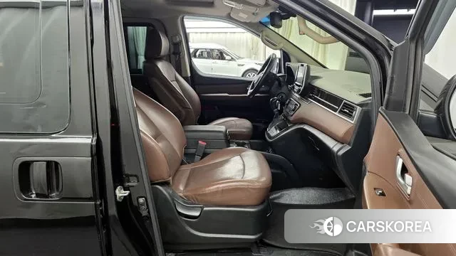 Hyundai The New Grand Starex 2019 Черный из Кореи, фото 2