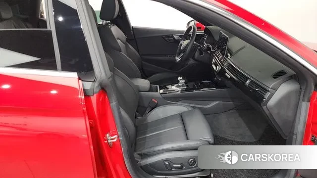 Audi A5 (F5) 2021 Красный из Кореи, фото 2