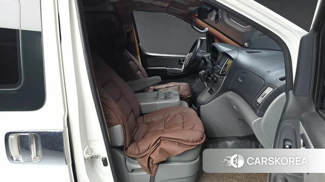 Hyundai The New Grand Starex 2019 Белый из Кореи, фото 2