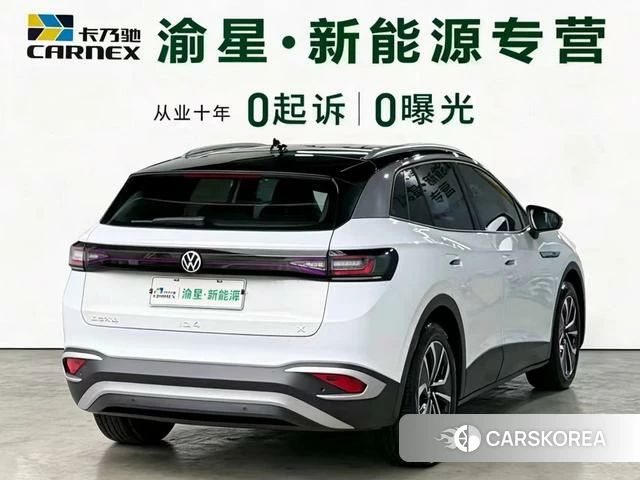 Volkswagen ID.4 X 2023 Белый из Китая, фото 2