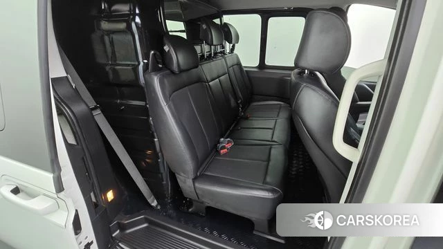 Hyundai Staria 2024 Белый из Кореи, фото 2