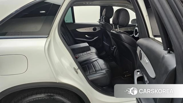 Mercedes-Benz GLC-Class X253 2018 Белый из Кореи, фото 2