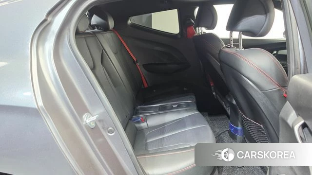 Hyundai Veloster (JS) 2018 Серебристо-серый из Кореи, фото 2