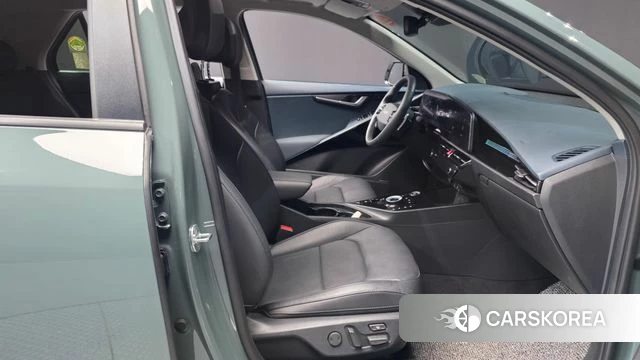 Kia Di Ol Nu Niro 2022 Зеленый из Кореи, фото 2