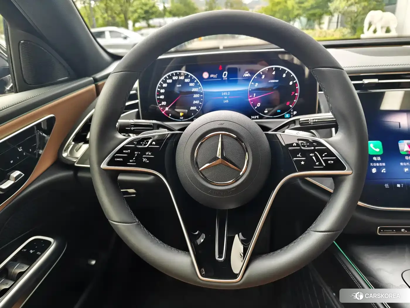 Mercedes-Benz E-Class 2025 Белый из Китая, фото 3