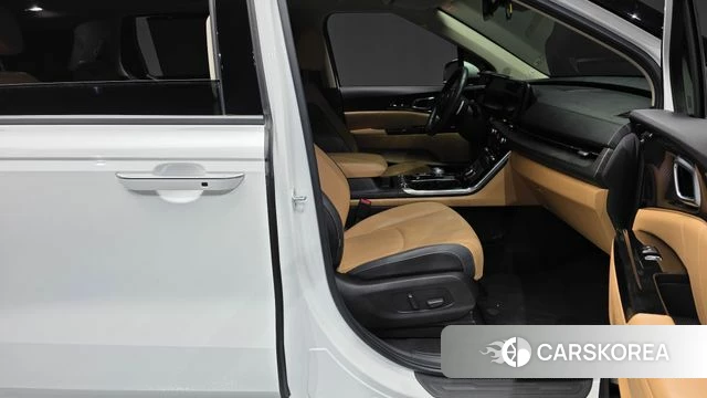 Kia Carnival 4th generation 2022 Белый из Кореи, фото 2