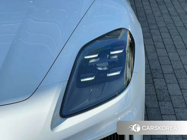 Porsche Panamera 2025 Белый из Китая, фото 2