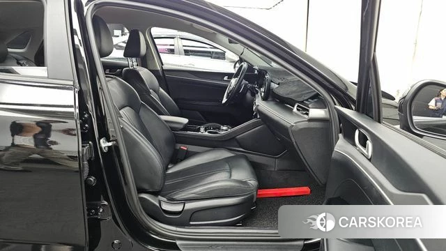 Kia K5 3rd generation 2021 Черный из Кореи, фото 2