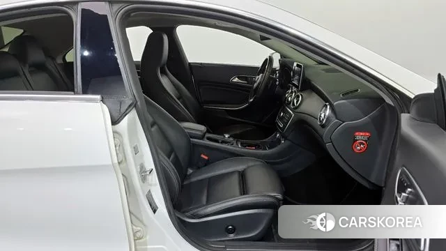 Mercedes-Benz CLA-Class C117 2018 Белый из Кореи, фото 2