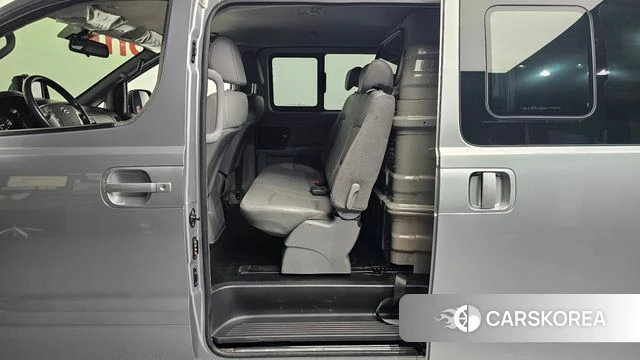 Hyundai The New Grand Starex 2020 Серебряный из Кореи, фото 2