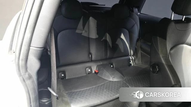 Mini Cooper Electric 2023 Белый из Кореи, фото 2