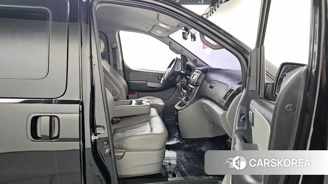 Hyundai The New Grand Starex 2018 Черный из Кореи, фото 2